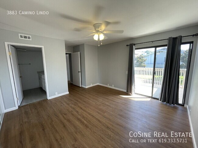 Building Photo - 3883 Camino Lindo