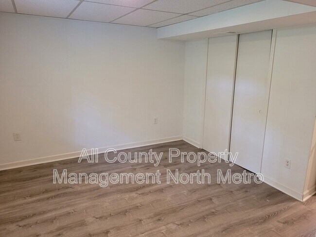 Building Photo - 777 Foxcroft Cir SE