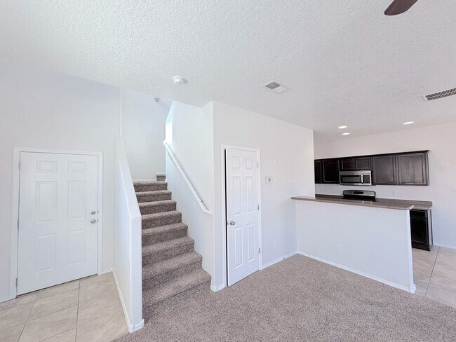 Building Photo - 8323 Groundsel Rd NW