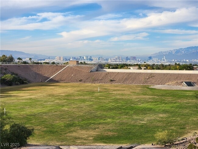 Building Photo - 2362 Spirito Ave