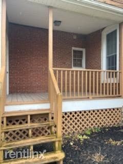 Building Photo - 2 br, 1 bath Triplex - 314 Washington Ave ...