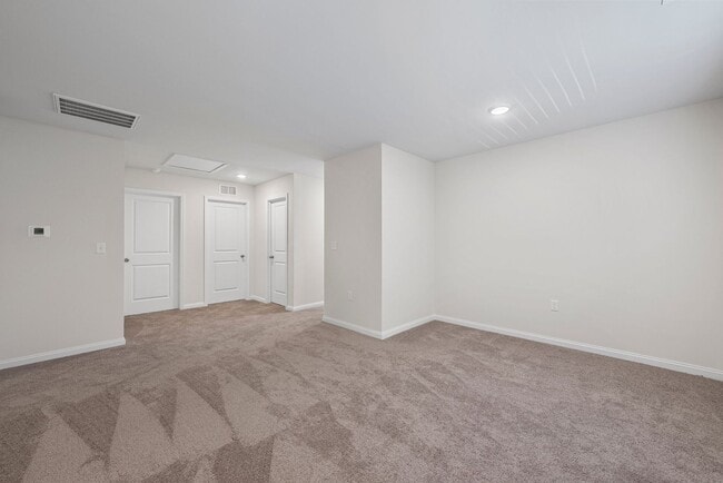 Building Photo - 3142 White Ash St
