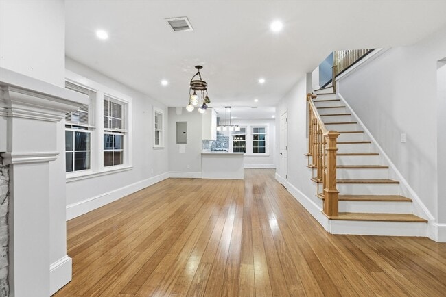 Building Photo - 318 Concord Ave