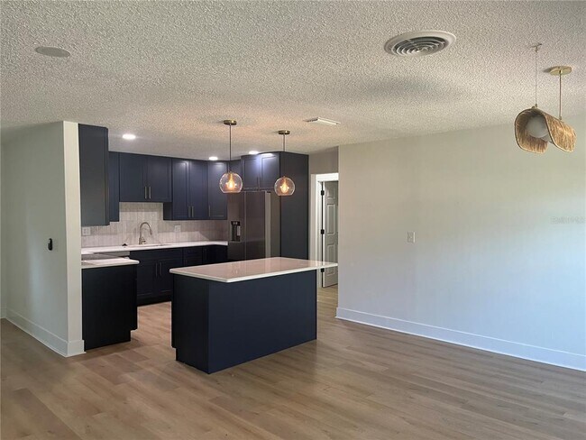 Building Photo - 2017 Rebecca Dr