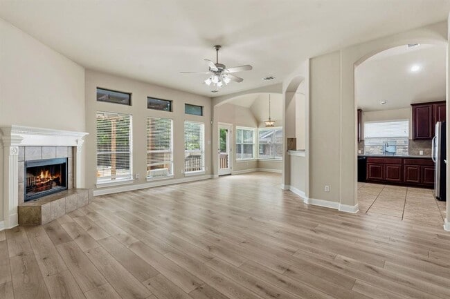 Building Photo - 7436 Bonniebrook Dr