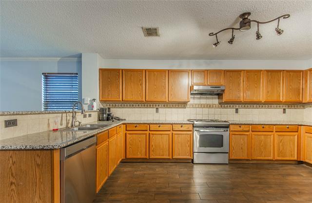 Building Photo - 13808 Canyon Ranch Rd
