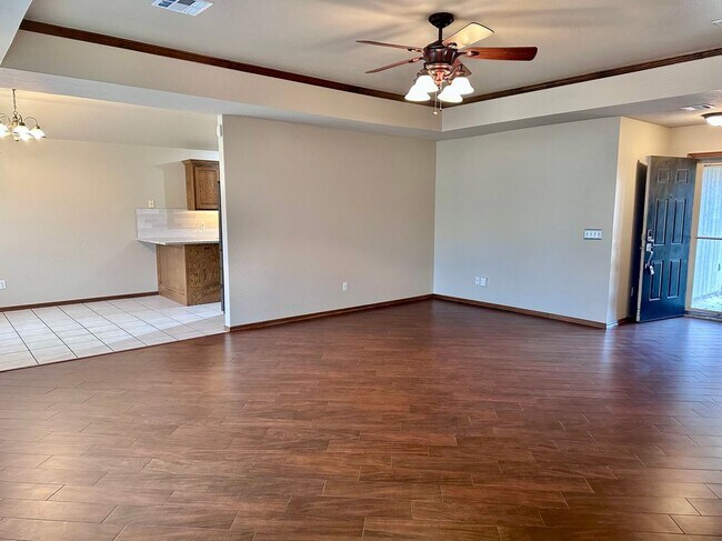 Building Photo - 1128 SW 128th St