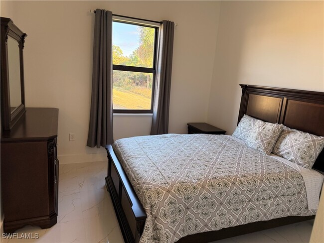 Building Photo - 941 Columbus Blvd