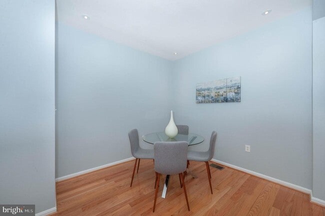 Building Photo - 8067 Nicosh Cir Ln