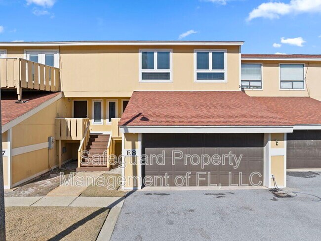 Building Photo - 1500 Via De Luna Dr