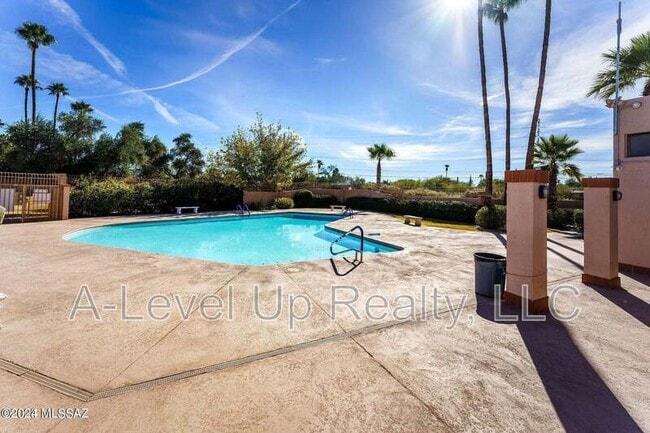 Building Photo - 2387 W Palo Dulce Dr