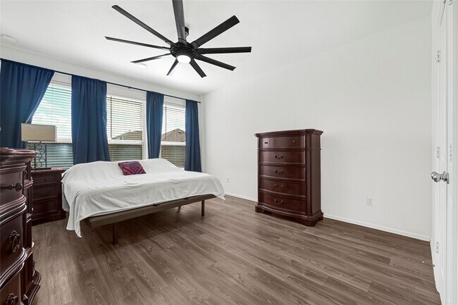 Building Photo - 9614 Sterling Arbor Dr