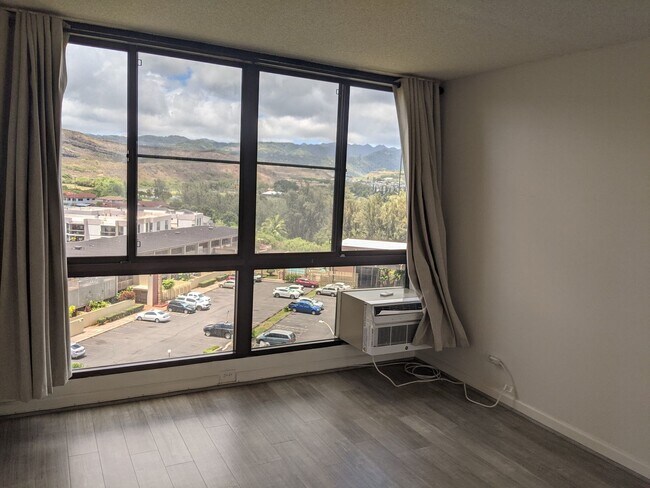 Building Photo - 5070 Likini St