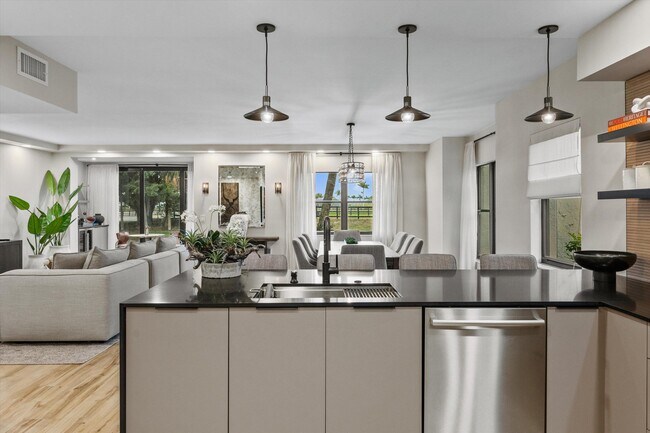 Building Photo - 2785 Polo Island Dr
