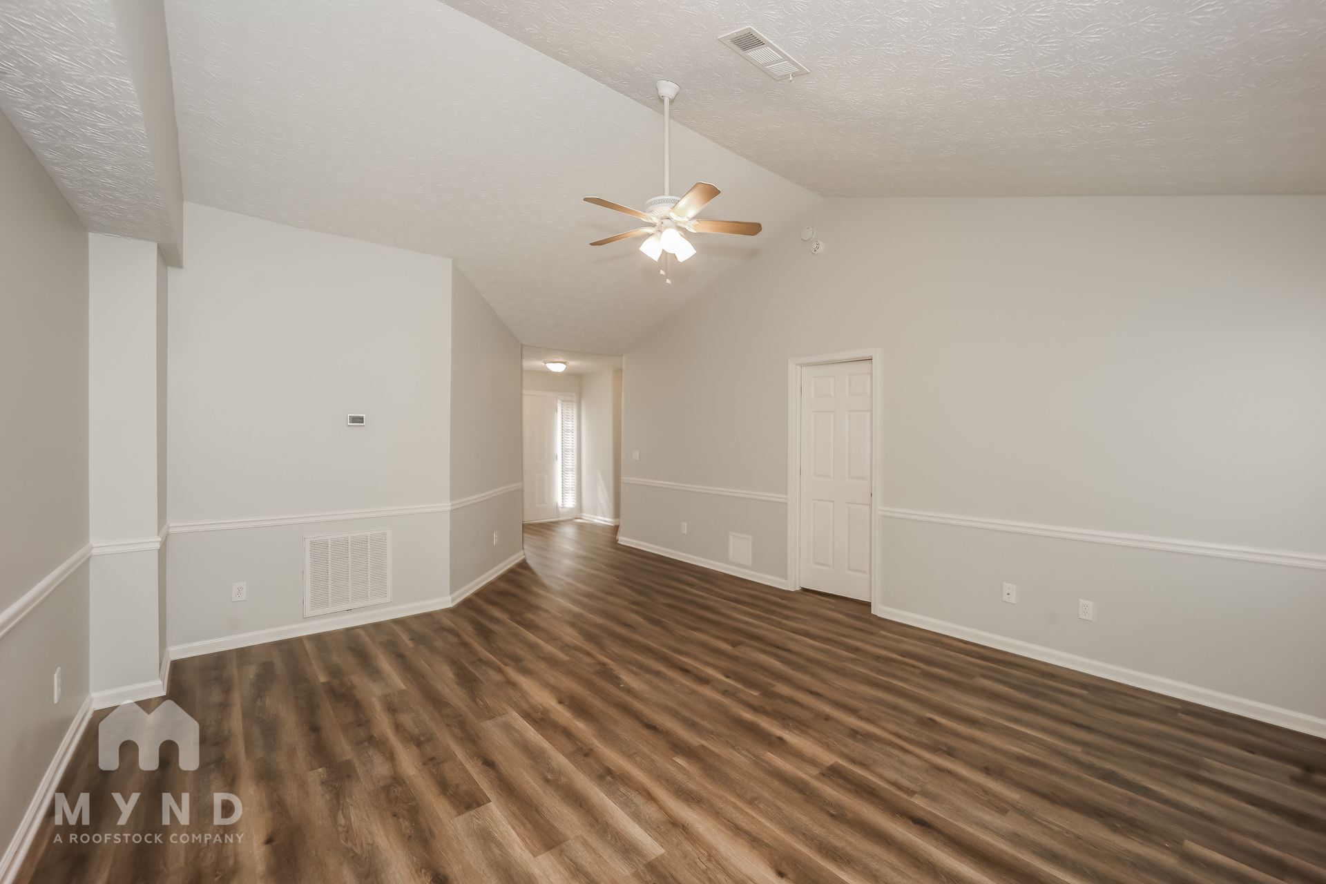 Building Photo - 188 Bay Ct Dr