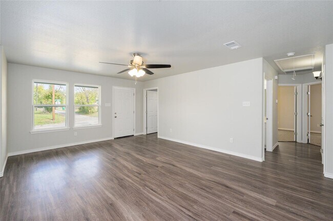 Building Photo - Recent Custom Build 4-3 in Celeste!