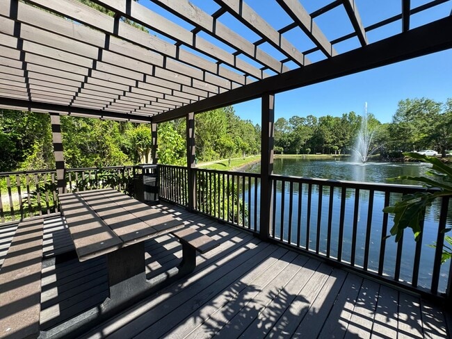 Building Photo - Cypress Fairways 1 Bedroom 1 Bath