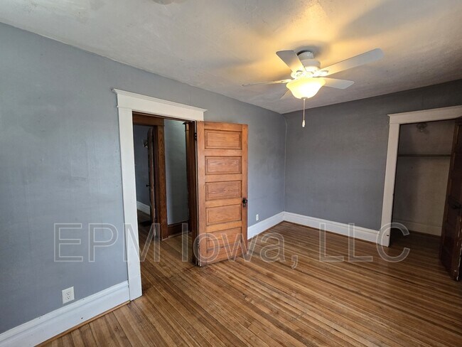 Building Photo - 511 S Frederick Ave