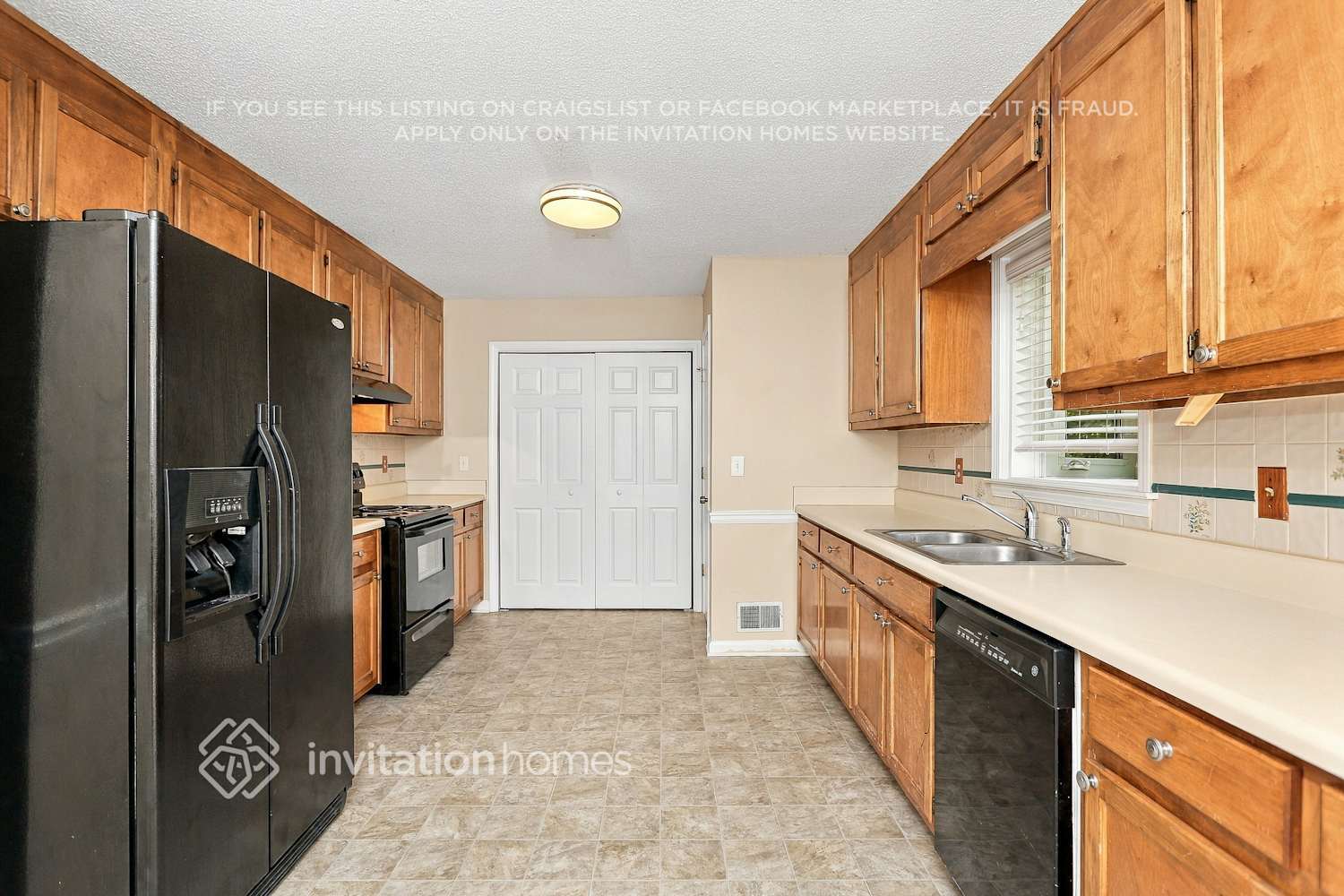 Building Photo - 5630 Dusty Ridge Trail