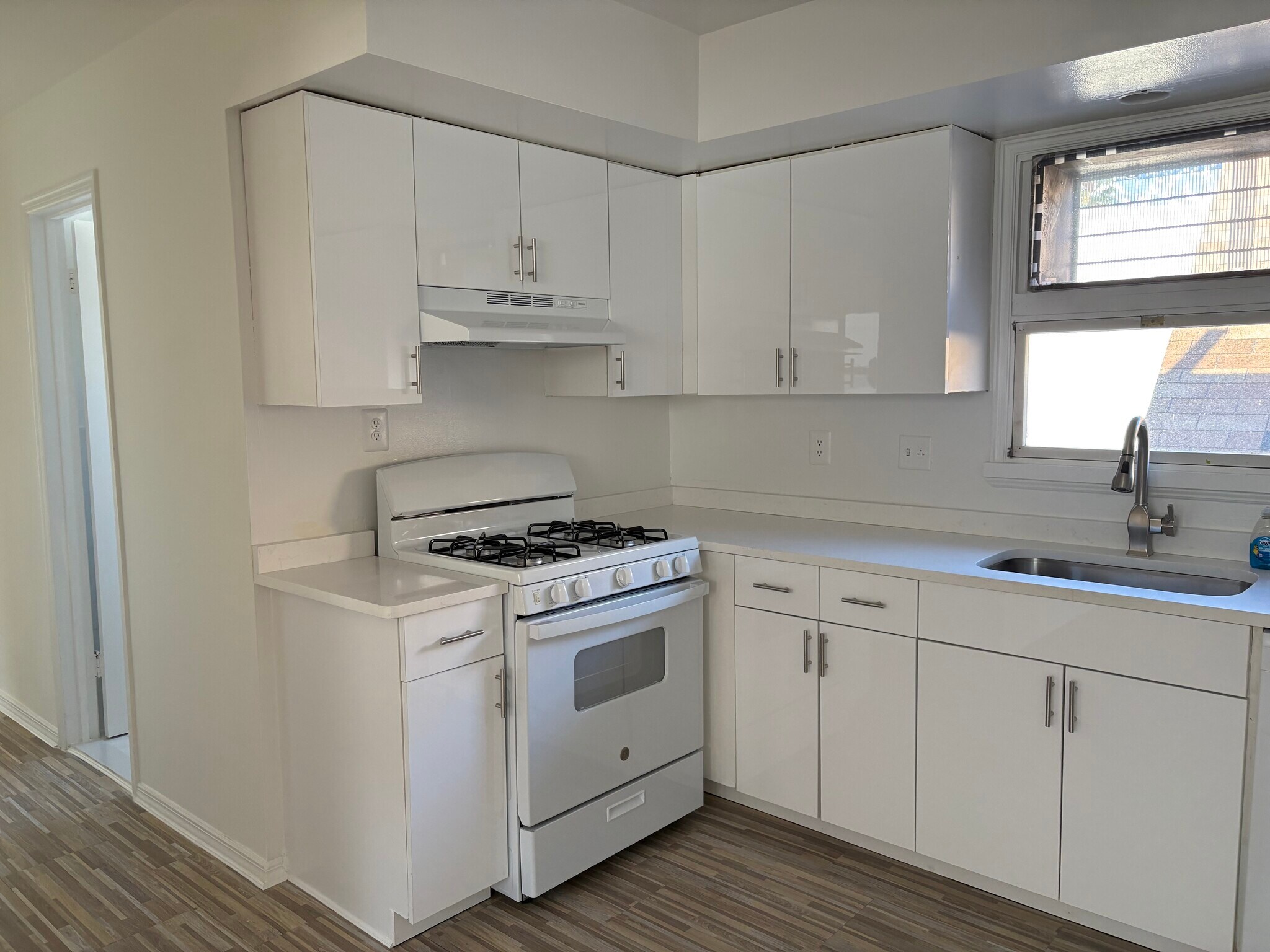 Building Photo - 6219 Polk St