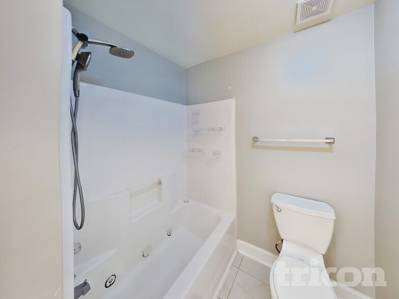 Building Photo - 947 Lavergne Ln