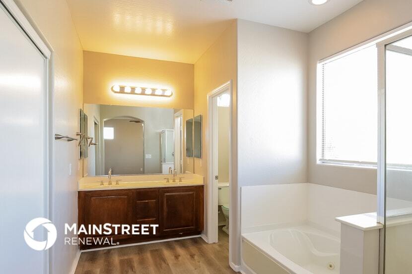 Building Photo - 7322 W Wolf St