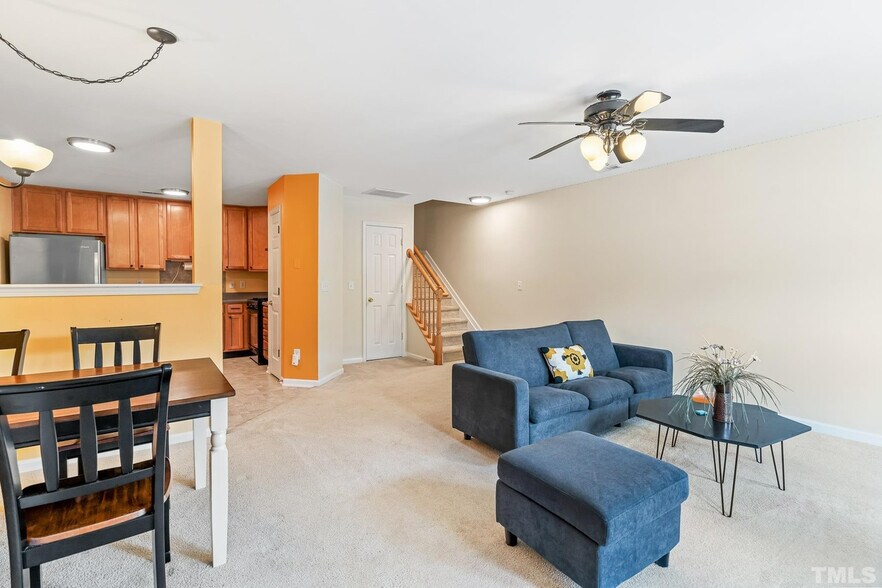 Building Photo - Room in Townhome on Ivory Run Way