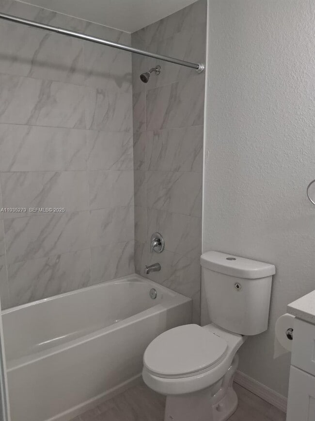 Building Photo - 1828 NW 30th Terrace