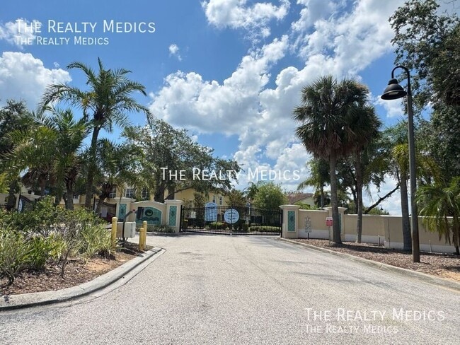 Building Photo - 2854 Oakwater Dr