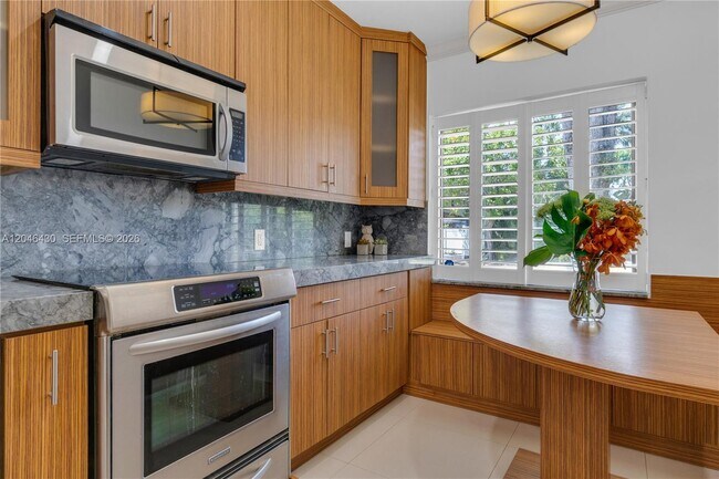 Building Photo - Northeast 12th Avenue, Fort Lauderdale, FL 33301 - 4 BR 4 BA house