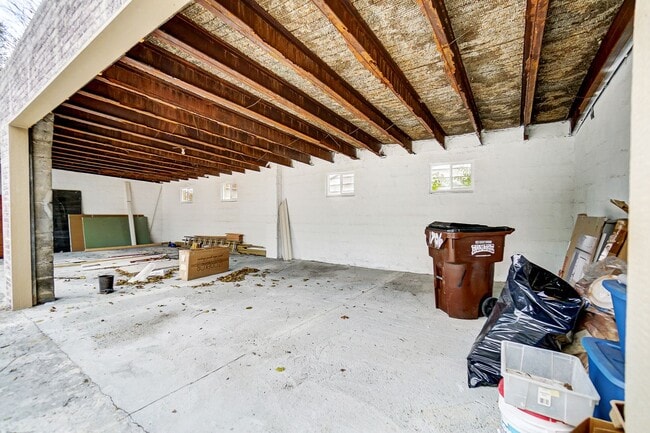 Building Photo - 1706 Sherman Ave