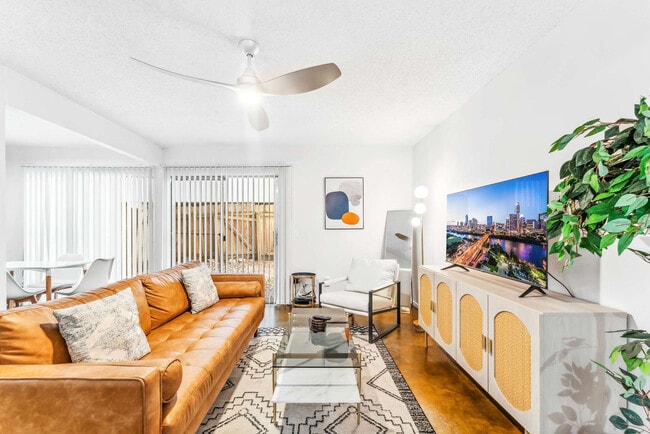 Building Photo - 500 S Congress Ave