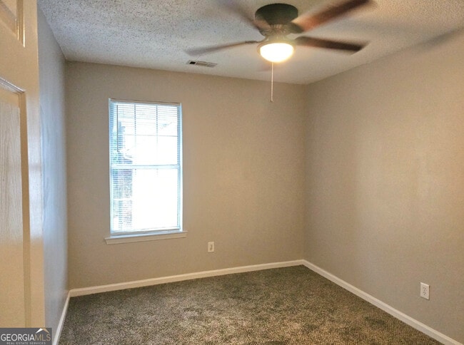 Building Photo - 152 S Fairfield Dr