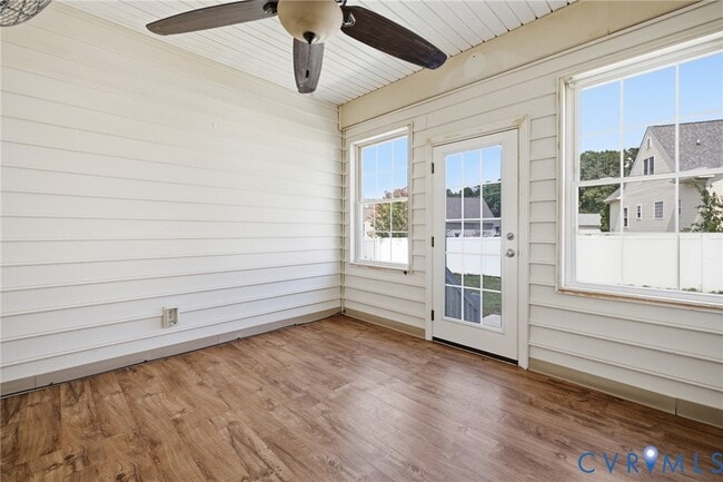 Building Photo - 6613 St Laurence Dr