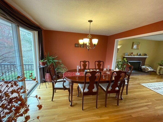 Building Photo - 2 Barrett Rd