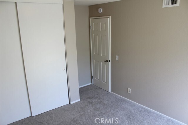 Building Photo - 45 Briarwood