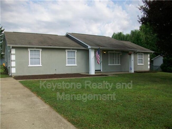 Building Photo - 1175 Schatten St