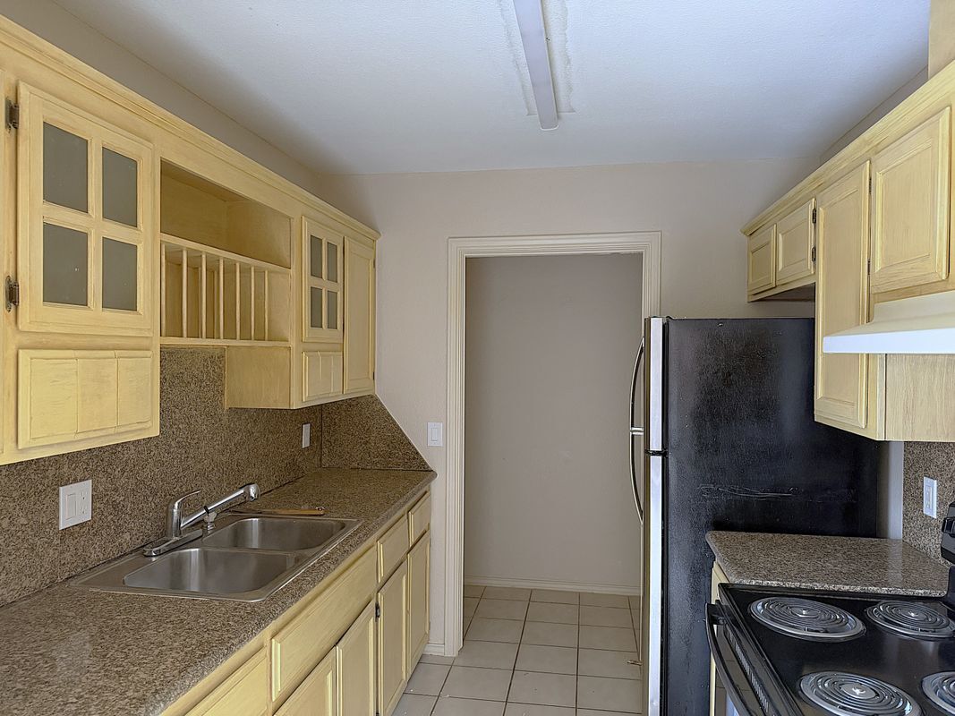 Building Photo - 716 Mynah Ave