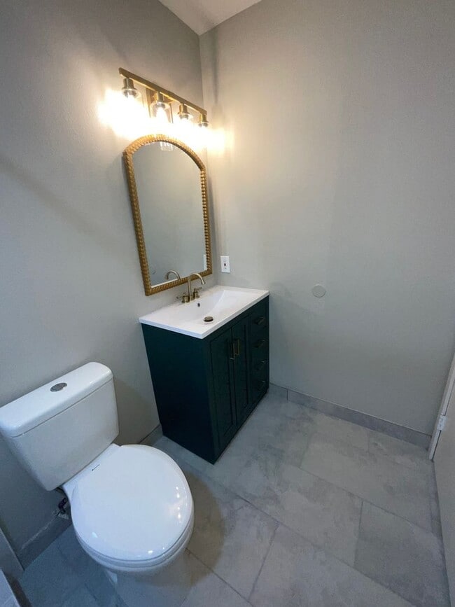 Building Photo - Cottonwood Estate 4 Bedroom Ranch Home