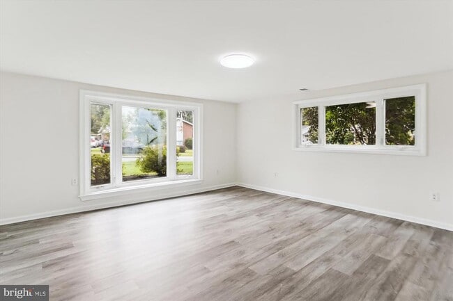 Building Photo - 9915 Ashburton Ln