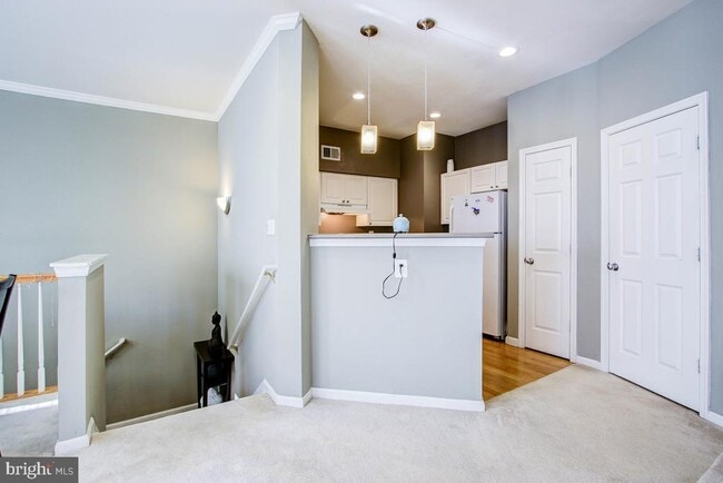 Building Photo - 8114 Anna Ct
