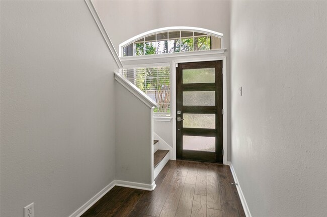 Building Photo - 139 Ledgestone Pl