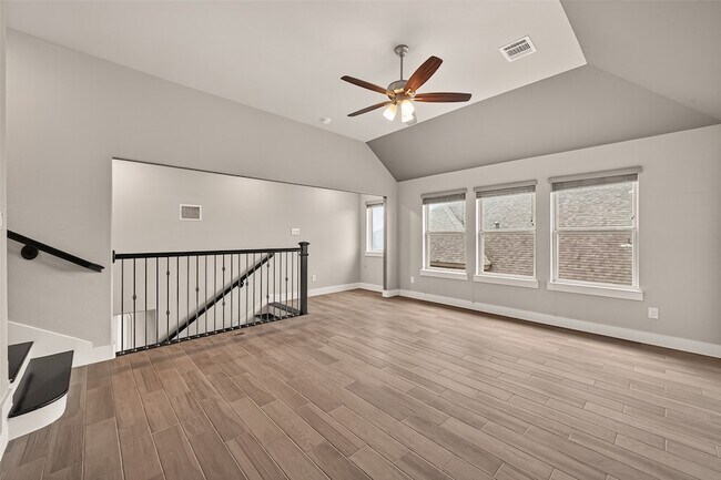 Building Photo - 2619 Lilac Point Ln