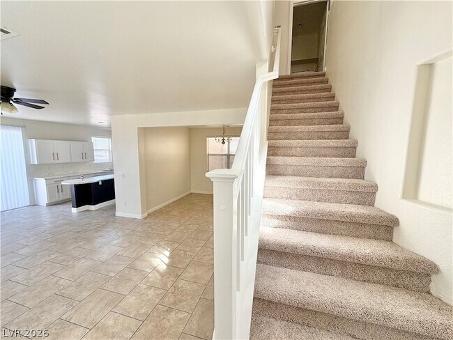 Building Photo - 4556 Hearts Desire Ave