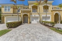 Building Photo - 6109 NW Kendra Ln