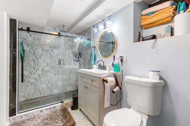 Building Photo - 32 Cameron Ave