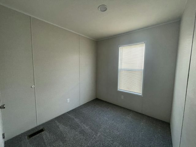 Building Photo - 216 Cardinal Ln