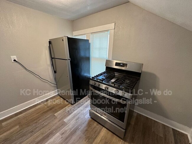 Building Photo - 3631 Pennsylvania Ave