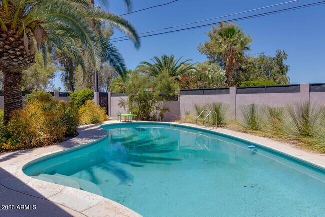 Building Photo - 3538 E Gold Dust Ave