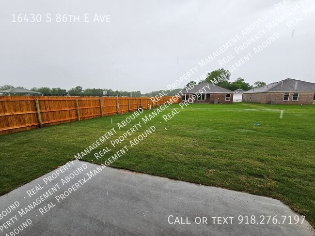 Building Photo - 16430 S 86th E Ave